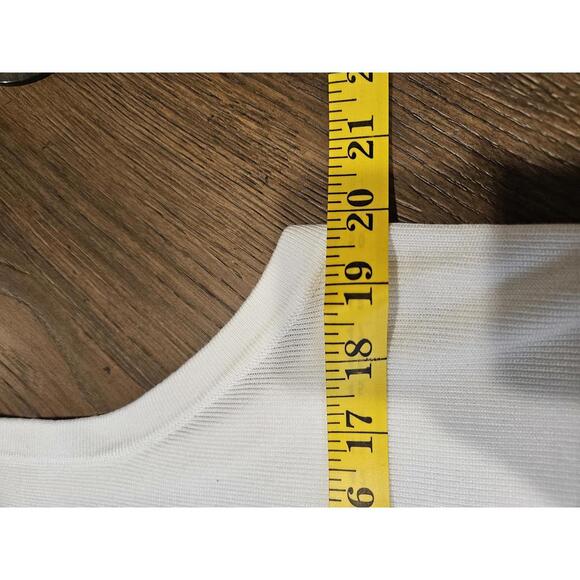 Nwt Madden Girl Cropped White Knit Button-Up Top - Picture 4 of 5